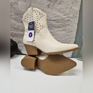 Women's Twyla Western Boots